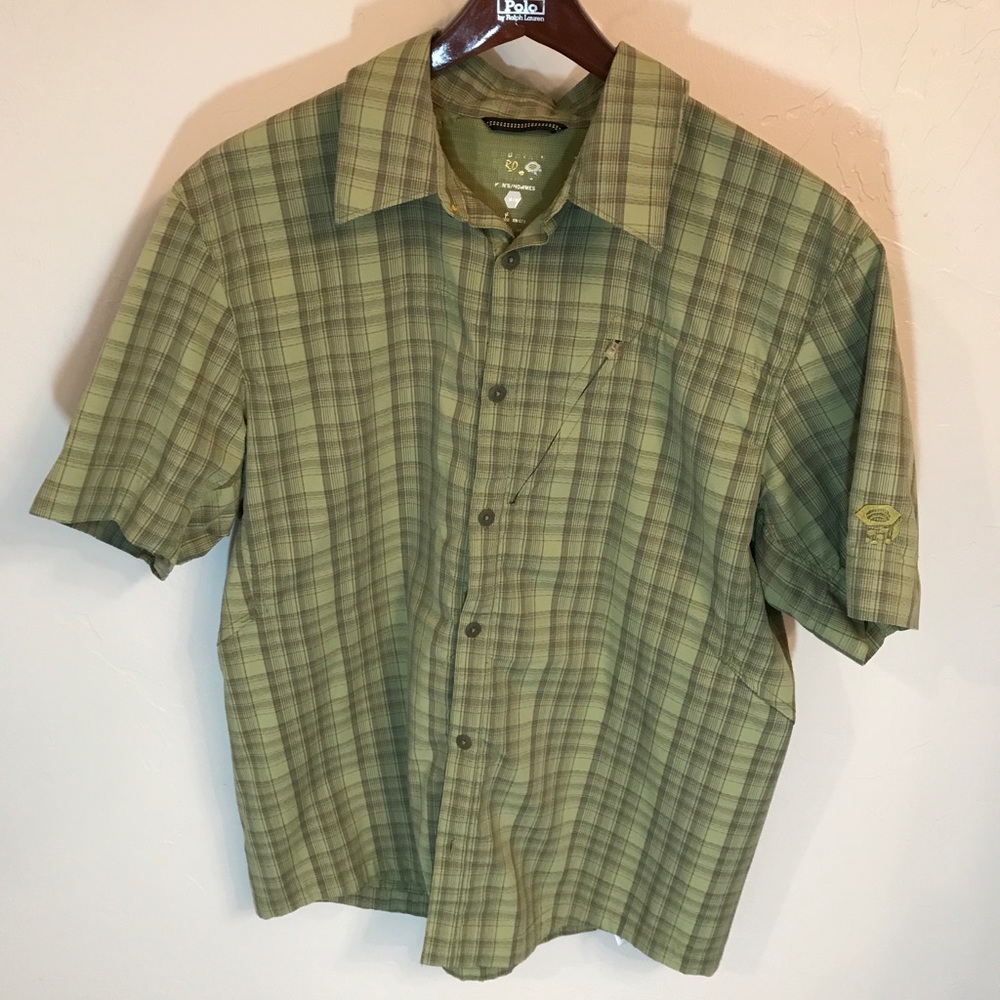 Mountain hardware Shirt